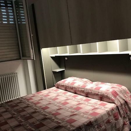 Accogliente Bilocale Apartment มิลาน ภายนอก รูปภาพ