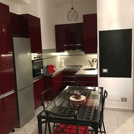 Accogliente Bilocale Apartment มิลาน ภายนอก รูปภาพ
