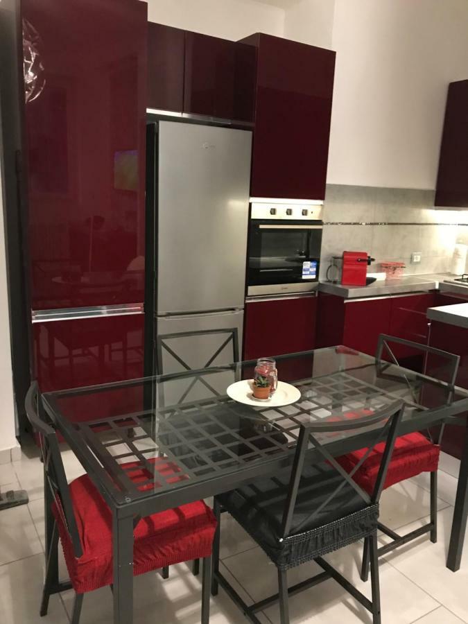 Accogliente Bilocale Apartment มิลาน ภายนอก รูปภาพ